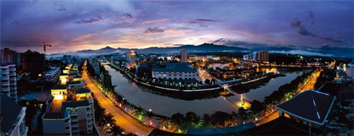 高考作文材料加范文引议联结（材料作文的引议联结）